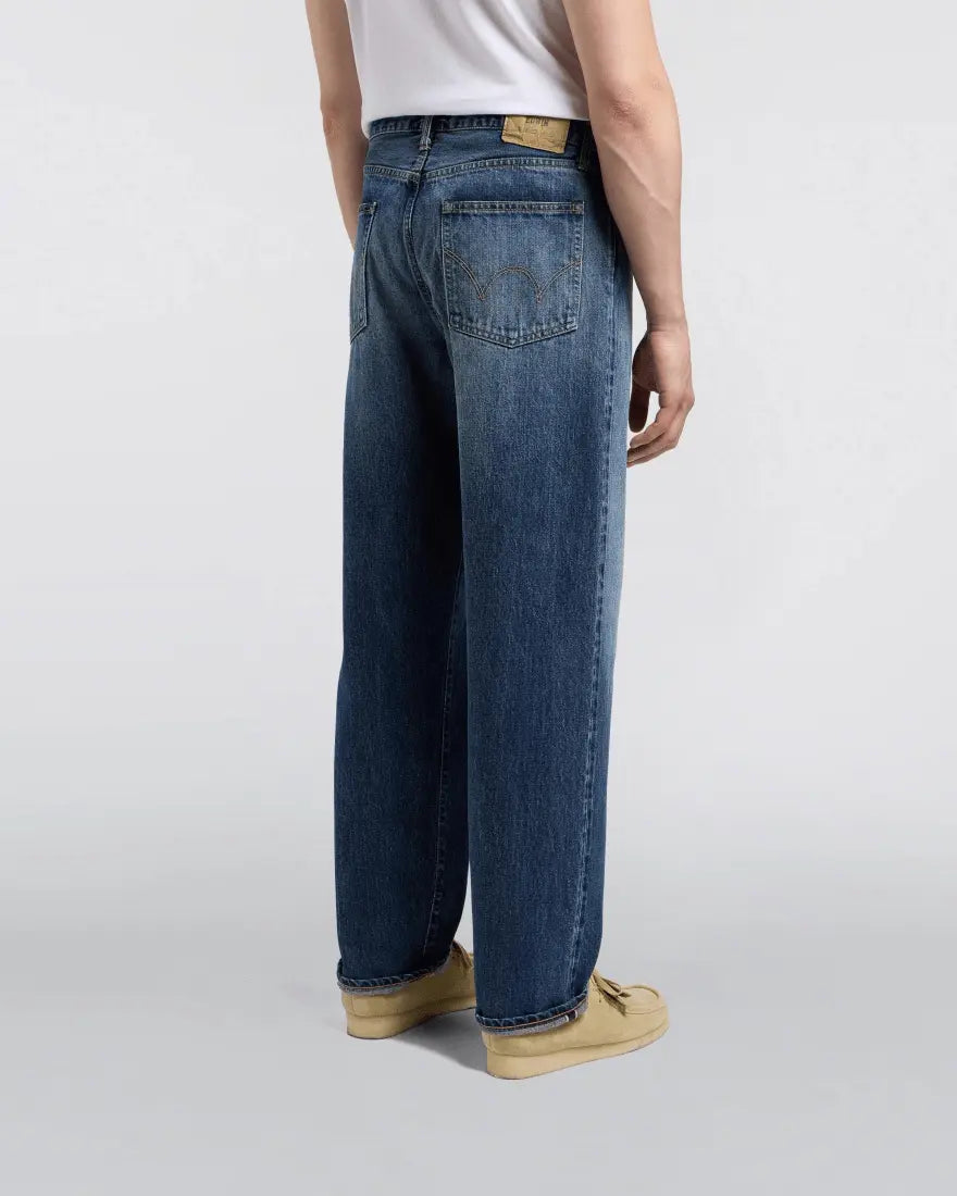 Fit: Loose - EDWIN
