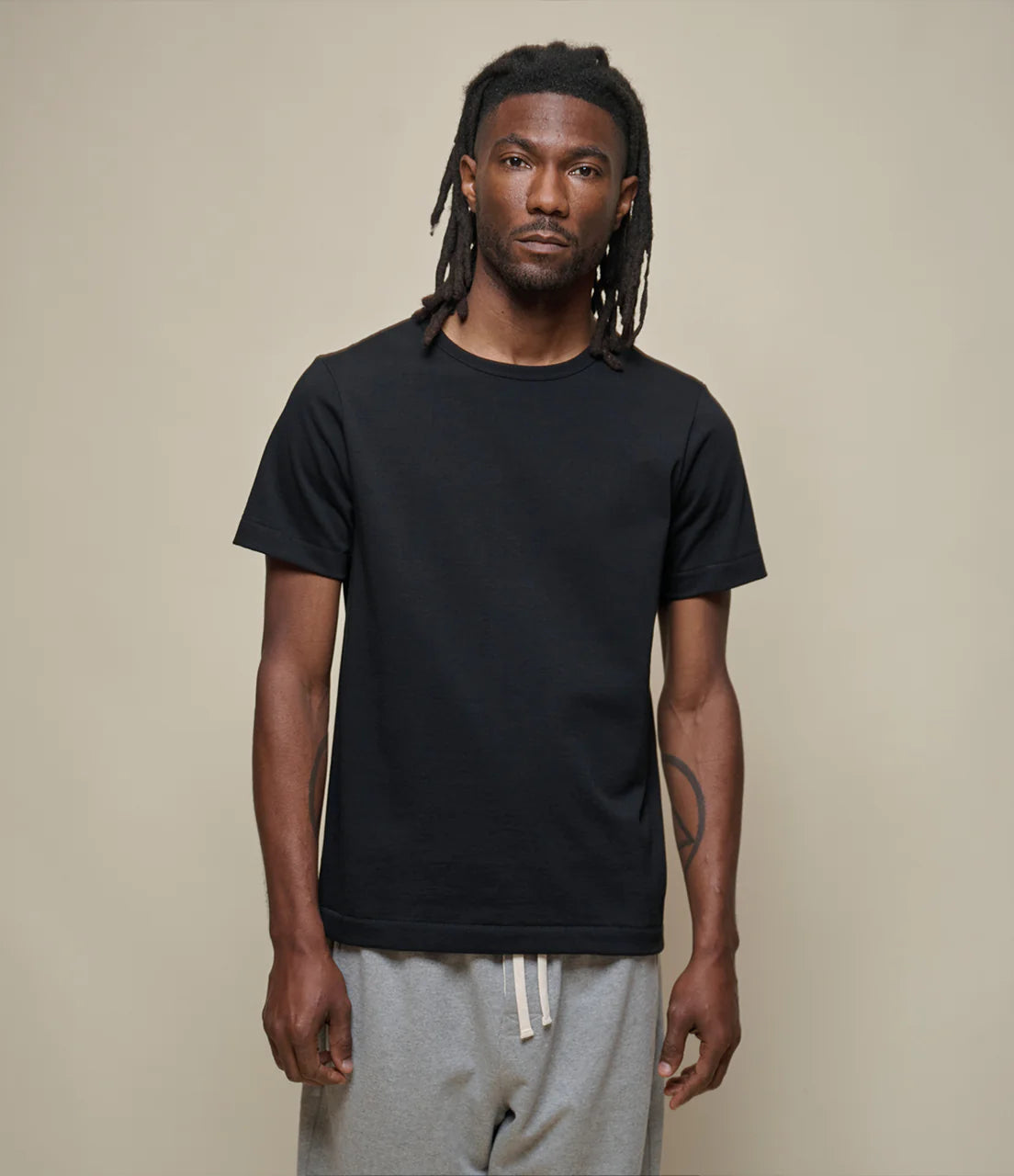 215 Loopwheeled Classic Fit Midweight T-shirt - Black