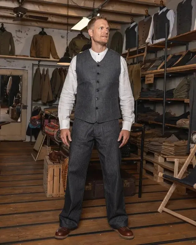 1905 Hauler Vest – Blue Wabash