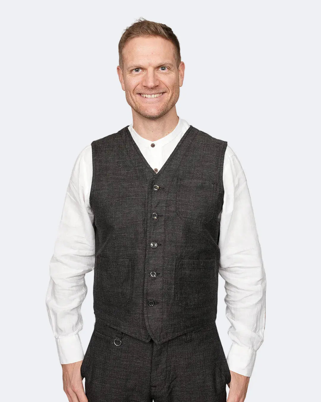 1937 ROAMER VEST - Owen Brown - Raw Denim