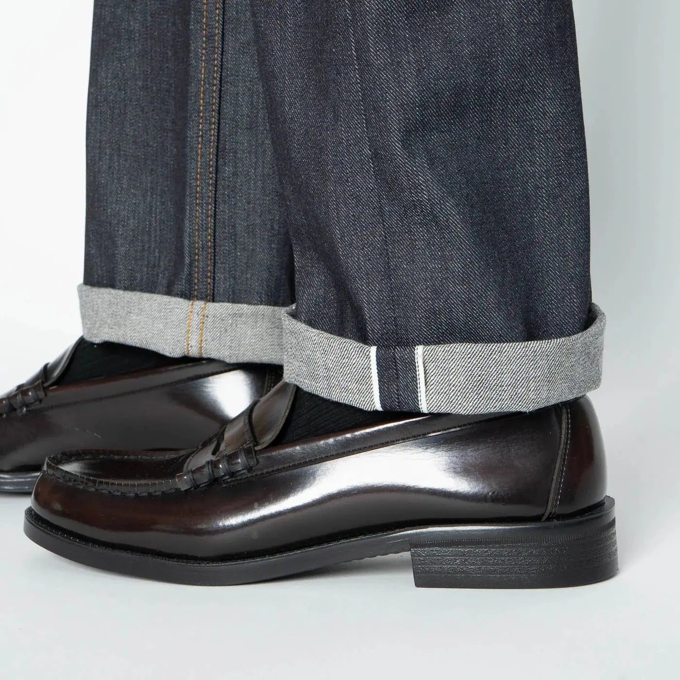 LEFT HAND TWILL - True Guy 13.75oz - Raw Denim