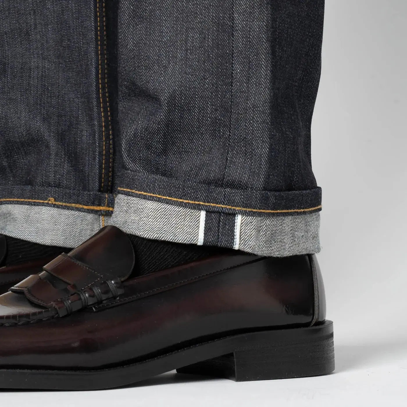 Left Hand Twill Selvedge (13.75oz) – Weird Guy