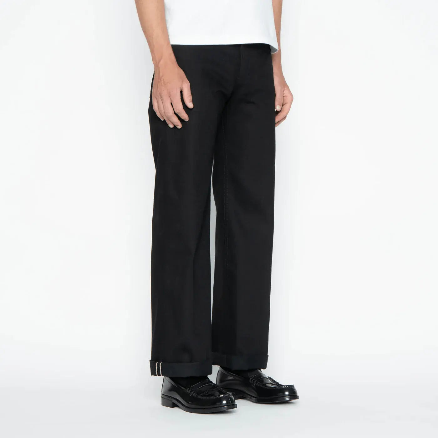 Solid Black – Strong Guy – 13 oz