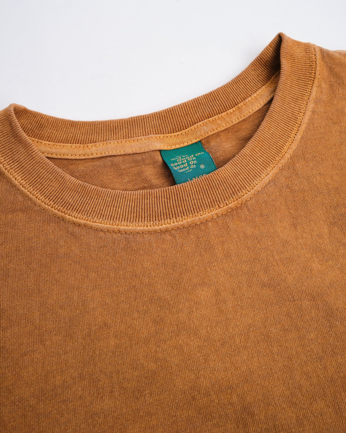 Good On - T-Shirt - Mocha